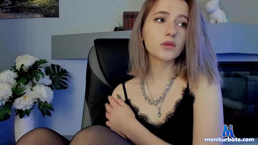 ybeautymolly camsoda livecam performer profile