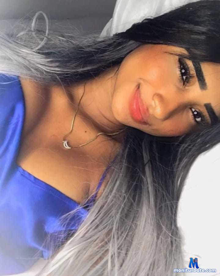naeilyevans Camsoda performer 