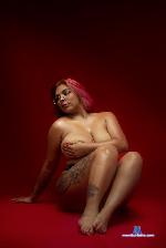 camilah Camsoda livecam show performer room profile