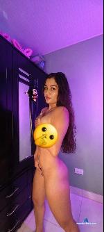 andy-arly Camsoda livecam show performer room profile