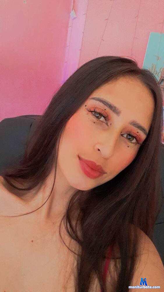 hannassugarr camsoda livecam performer profile