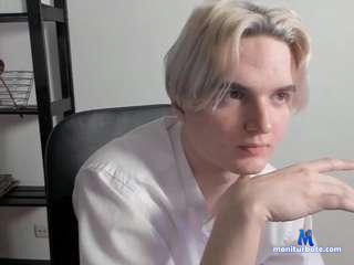 collinspollen camsoda livecam performer profile