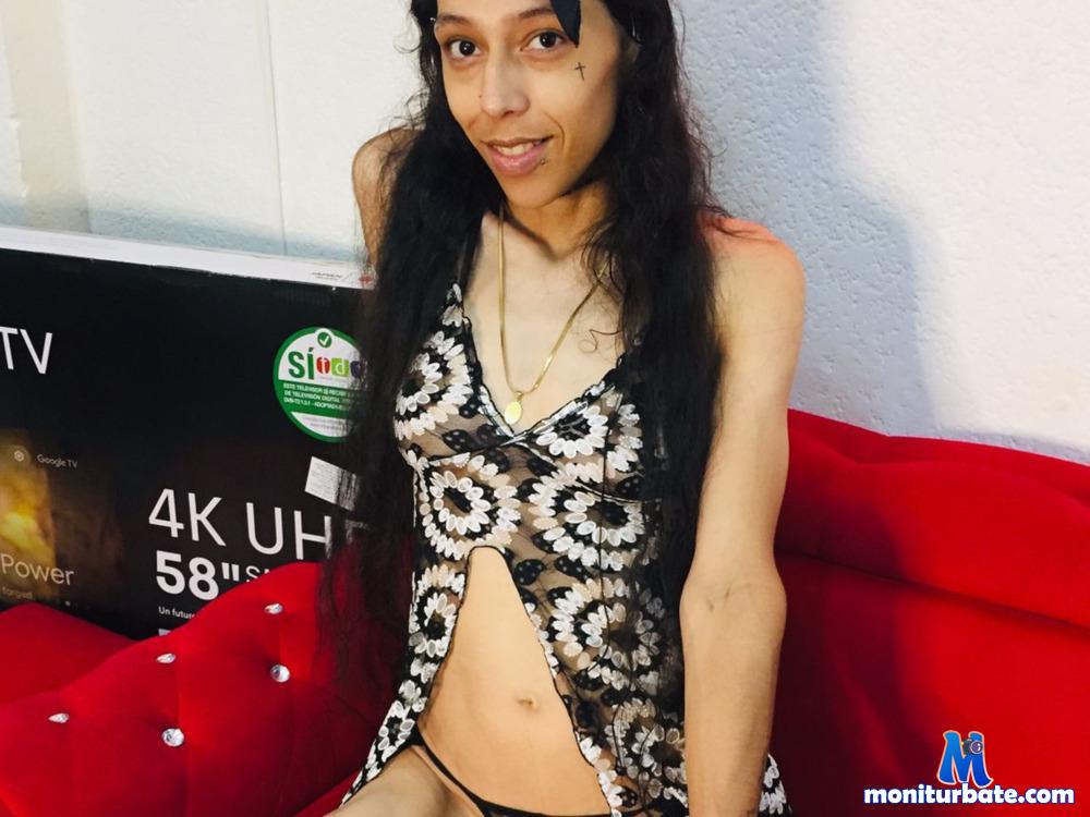 danna-an-friend camsoda livecam performer profile