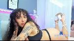 baddie-curl Camsoda livecam show performer room profile