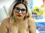 yessica-yennifer Camsoda livecam show performer room profile