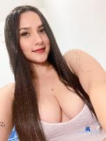lainalu Camsoda livecam show performer room profile