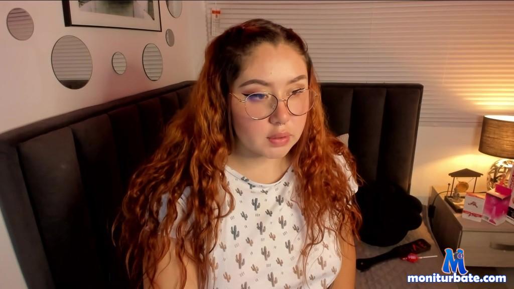 belen-foxx camsoda livecam performer profile