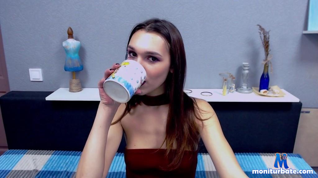 leanmoon Camsoda performer brunette toys petite ass blowjob small-tits teen college