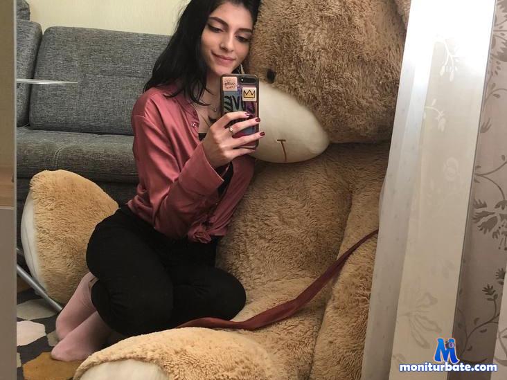 broosnica11 camsoda livecam performer profile