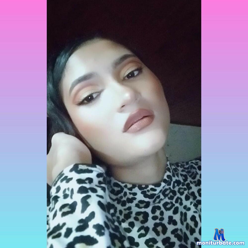 antonella-fox20 camsoda livecam performer profile