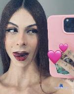 juanna-lovee Camsoda livecam show performer room profile