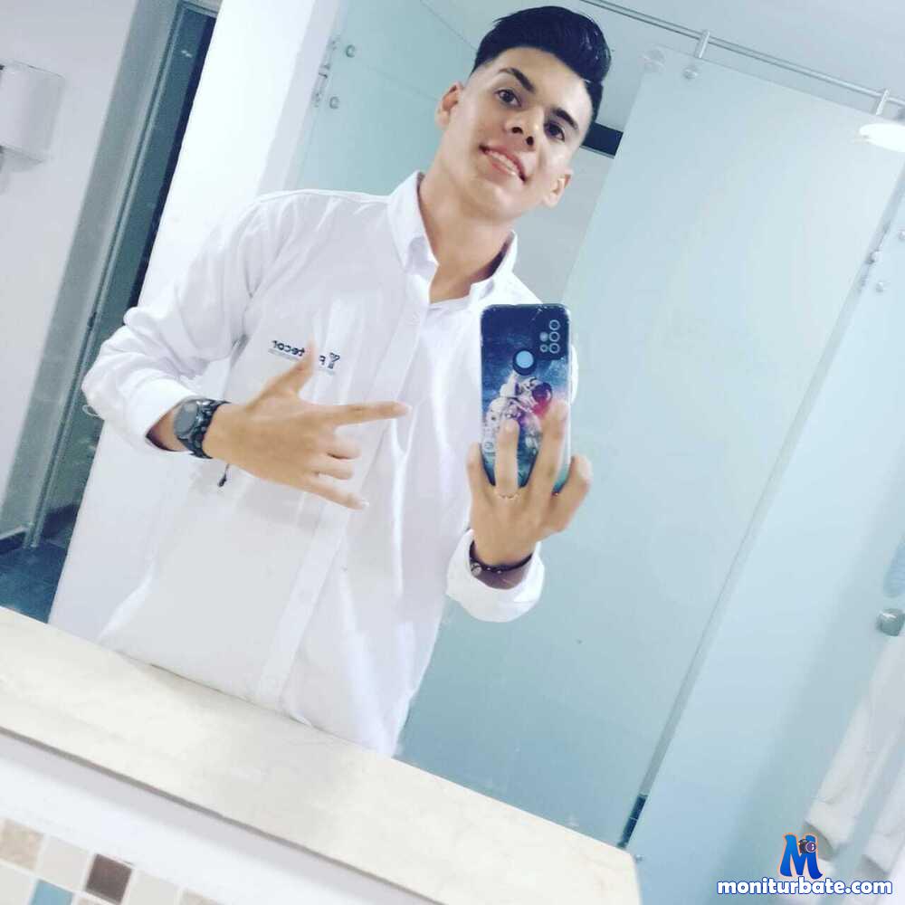 max-morgan camsoda livecam performer profile
