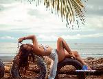 iamlaraqueen Camsoda livecam show performer room profile