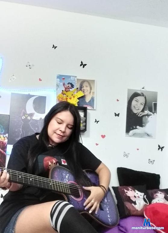 claryssa camsoda livecam performer profile