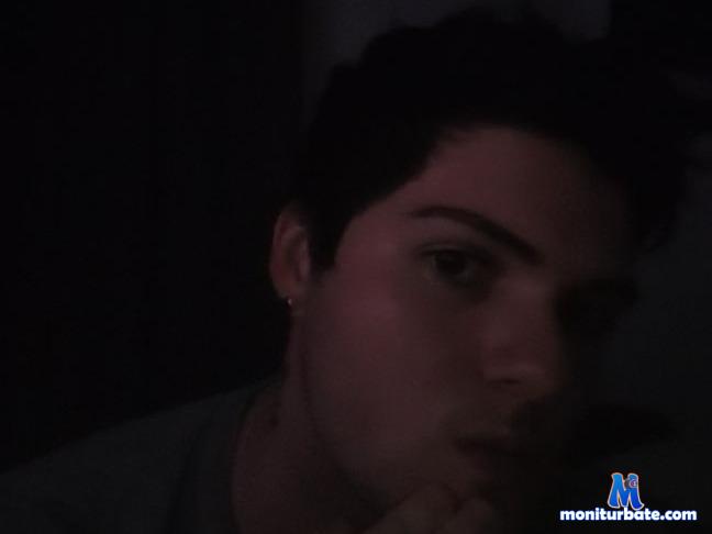 him1998 camsoda livecam performer profile