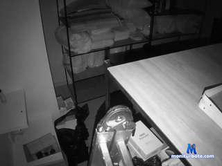 voyeurcam-jb-room-1 camsoda livecam performer profile