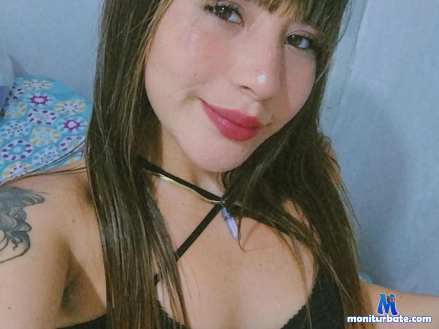summer-grey camsoda livecam performer profile