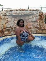 busty-naommi Camsoda livecam show performer room profile