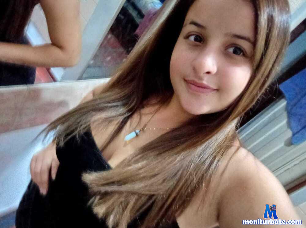 nazaa19 Camsoda performer 
