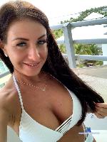 bellafuckdoll Camsoda livecam show performer room profile