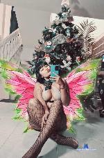 adara-lovee Camsoda livecam show performer room profile