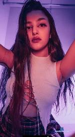 crystaleve Camsoda livecam show performer room profile
