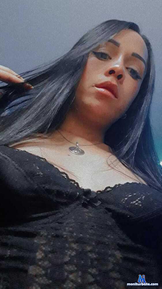callmeamber1 camsoda livecam performer profile