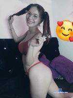 moraazul Camsoda livecam show performer room profile