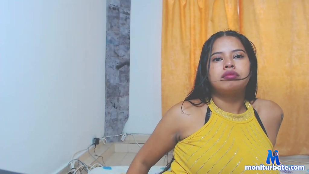valeria-dior camsoda livecam performer profile