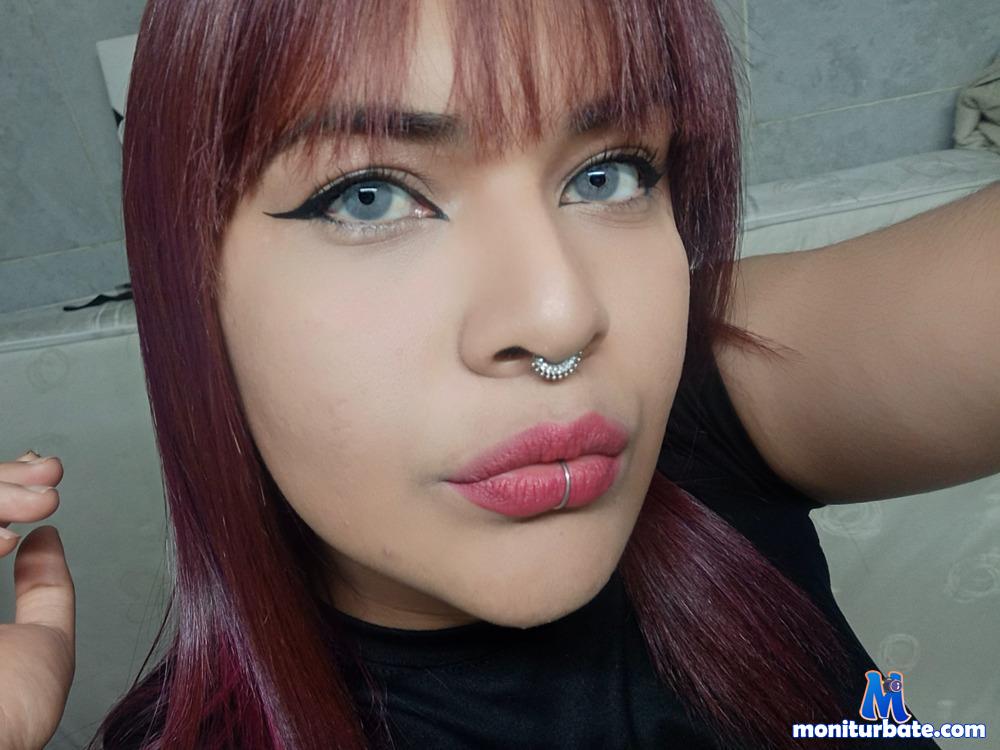 ginebradaza camsoda livecam performer profile