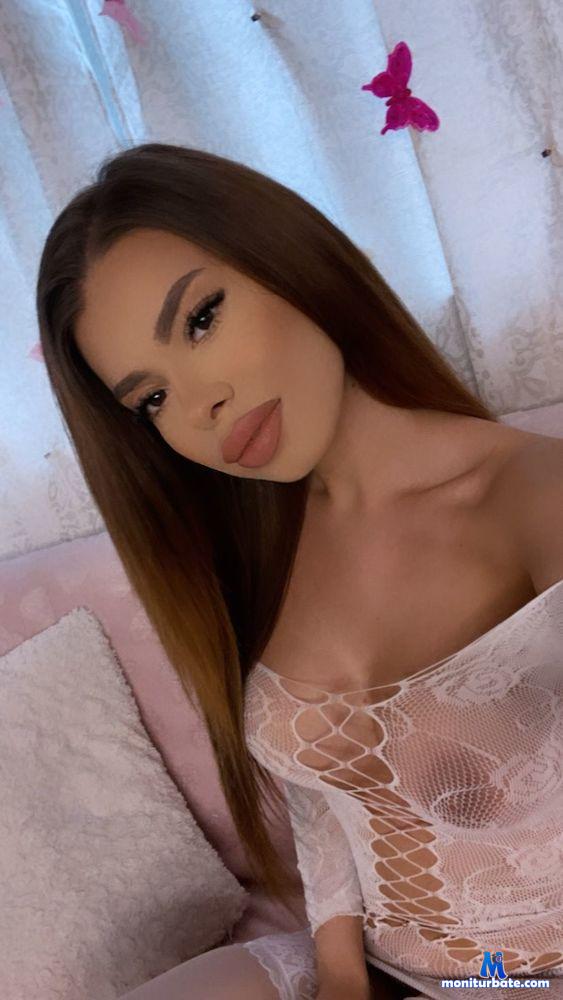 seravondee Camsoda performer 