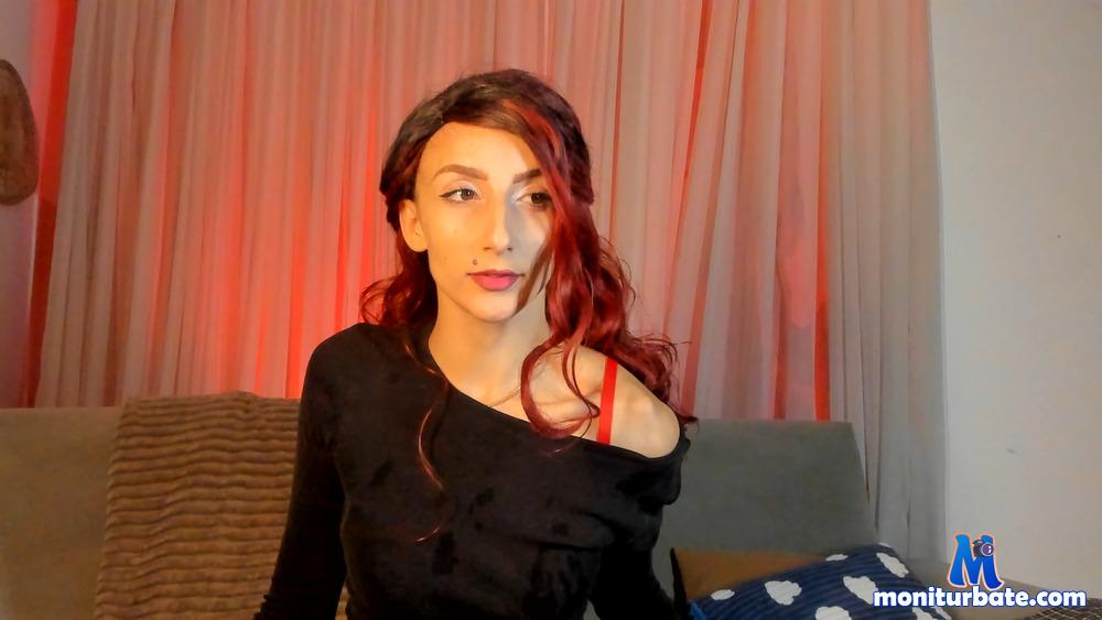 dark-lyn camsoda livecam performer profile