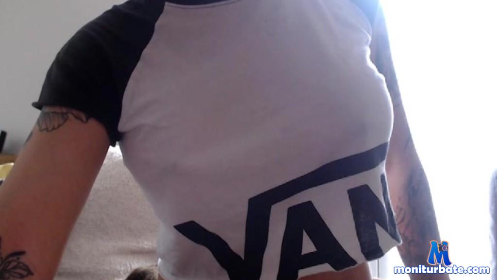magnetic69 camsoda livecam performer profile
