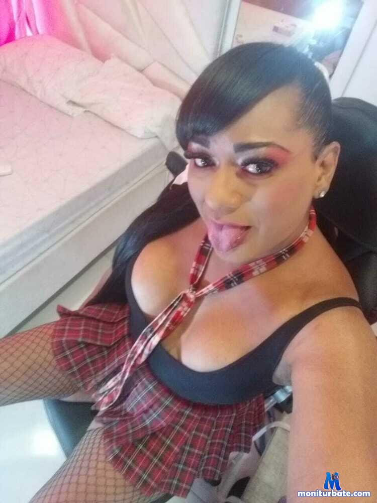 khatalinahott camsoda livecam performer profile