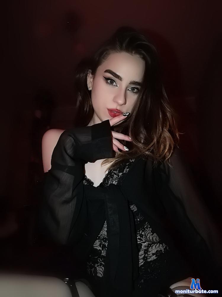 alisaextasy camsoda livecam performer profile