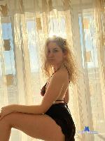 kimmali5 Camsoda livecam show performer room profile