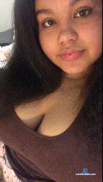 urfavepet Camsoda livecam show performer room profile