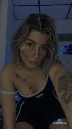 nayarastone Camsoda livecam show performer room profile