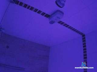 voyeurcam-jb-shower-12 camsoda livecam performer profile