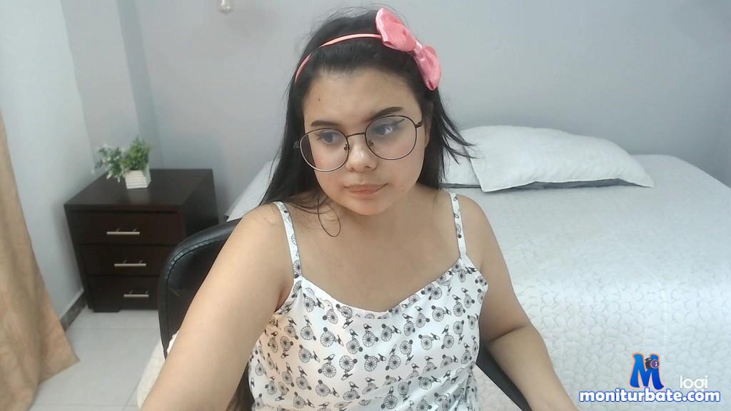 esmeralda-torres Camsoda performer latina fetish shaved-pussy petite lovense teen lush college hd