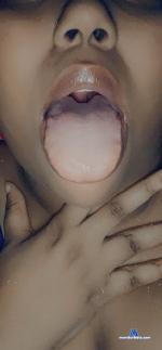 6ft3beauti Camsoda livecam show performer room profile