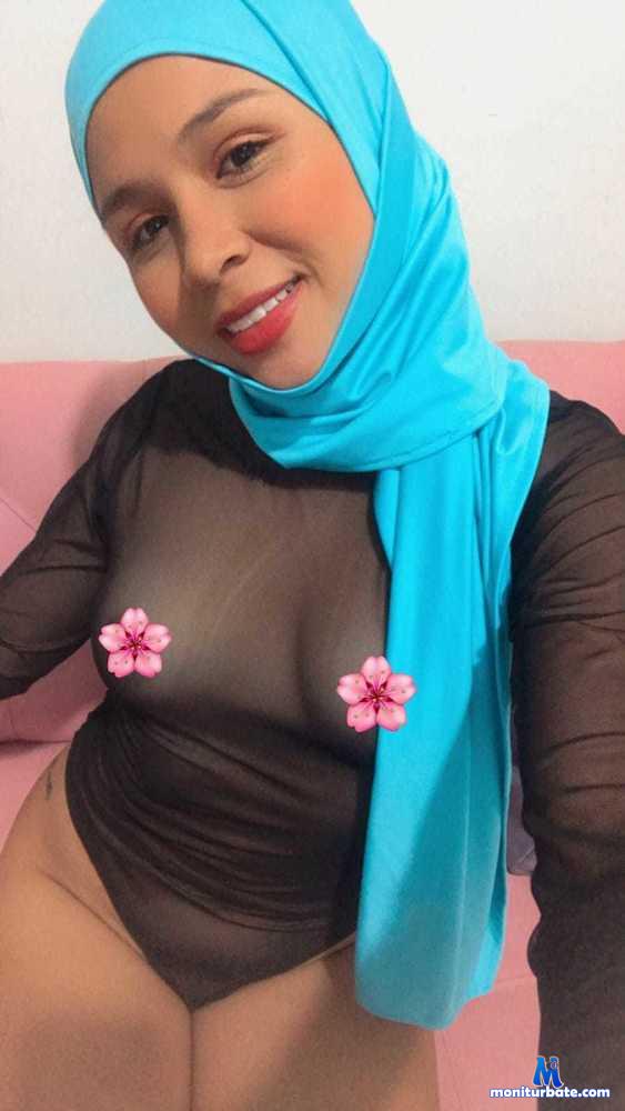 anabootyy camsoda livecam performer profile