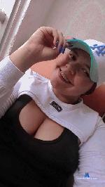 shirleyy27 Camsoda livecam show performer room profile