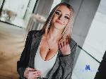 alicepirss Camsoda livecam show performer room profile