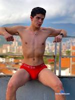 elvisadams Camsoda livecam show performer room profile