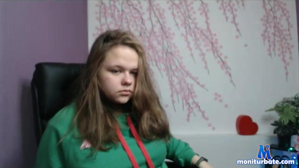 merylester Camsoda performer curvy brunette feet fetish petite blowjob masturbation teen college