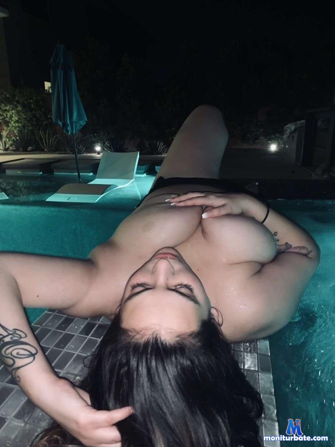 thebellamoon camsoda livecam performer profile