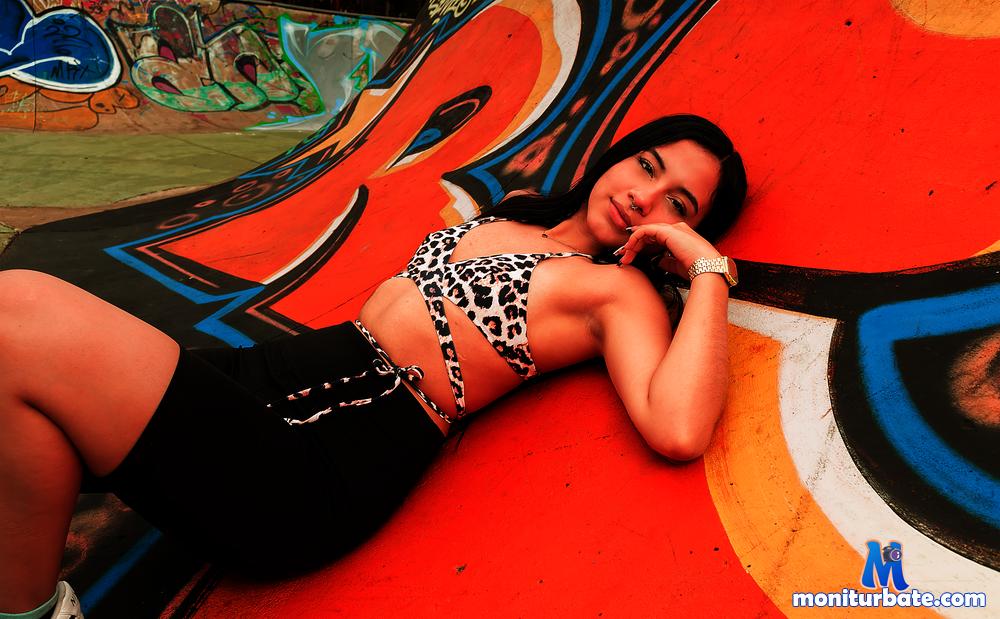rachell-adamss camsoda livecam performer profile