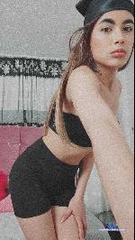 megann-04 Camsoda livecam show performer room profile