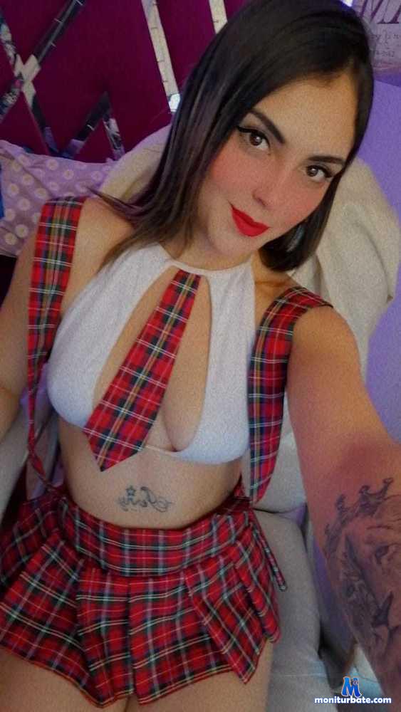 ashly-hott camsoda livecam performer profile